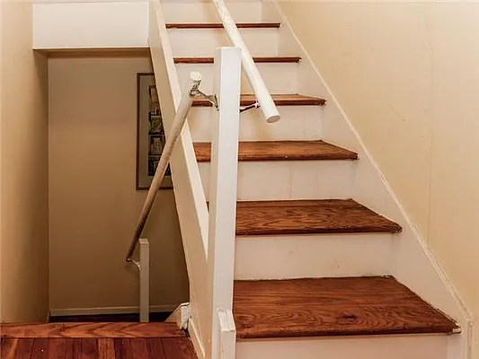 Sold by Avenue Sotheby's International Realty | media 13