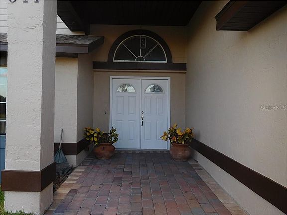 3rd image of 511 Lost Creek Ct