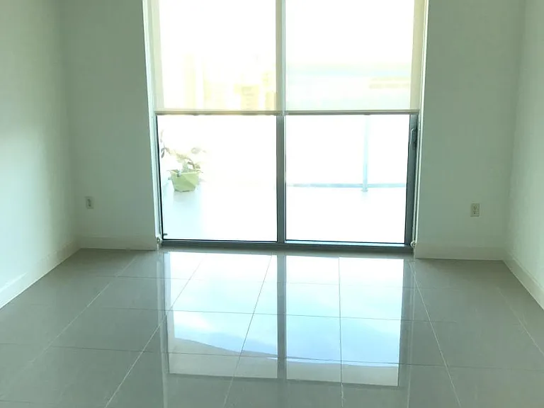 3000 Oasis Grand Blvd #2802 — Photo 16
