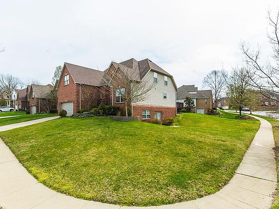 3rd image of 2301 Cross Creek Trce