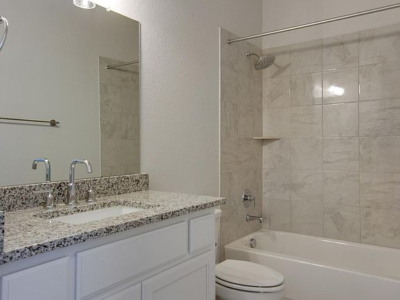 The Brookdale Full Bath