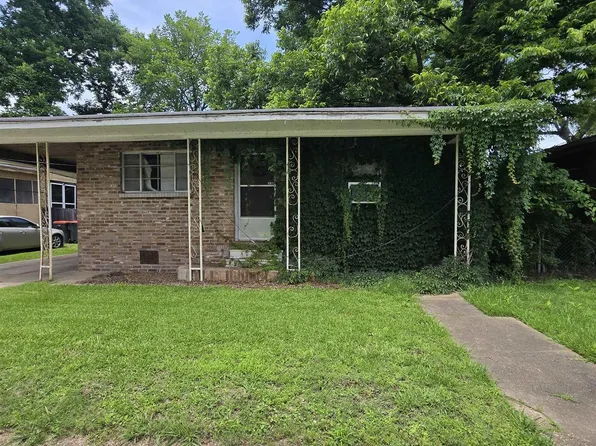 1019 E 6th Ave, Pine Bluff, AR 71601