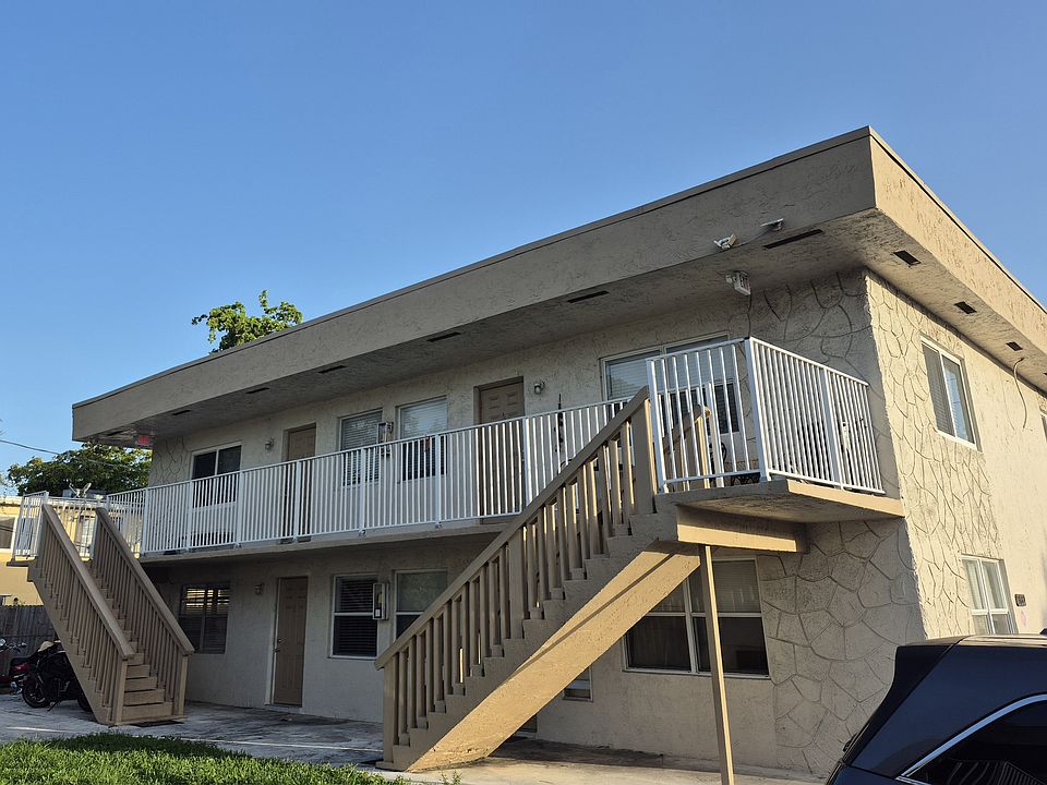 1st image of 3661 SW 60th Ave