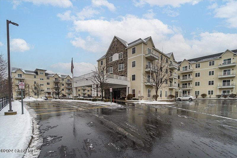 2nd image of 8 Wall Street APT 205