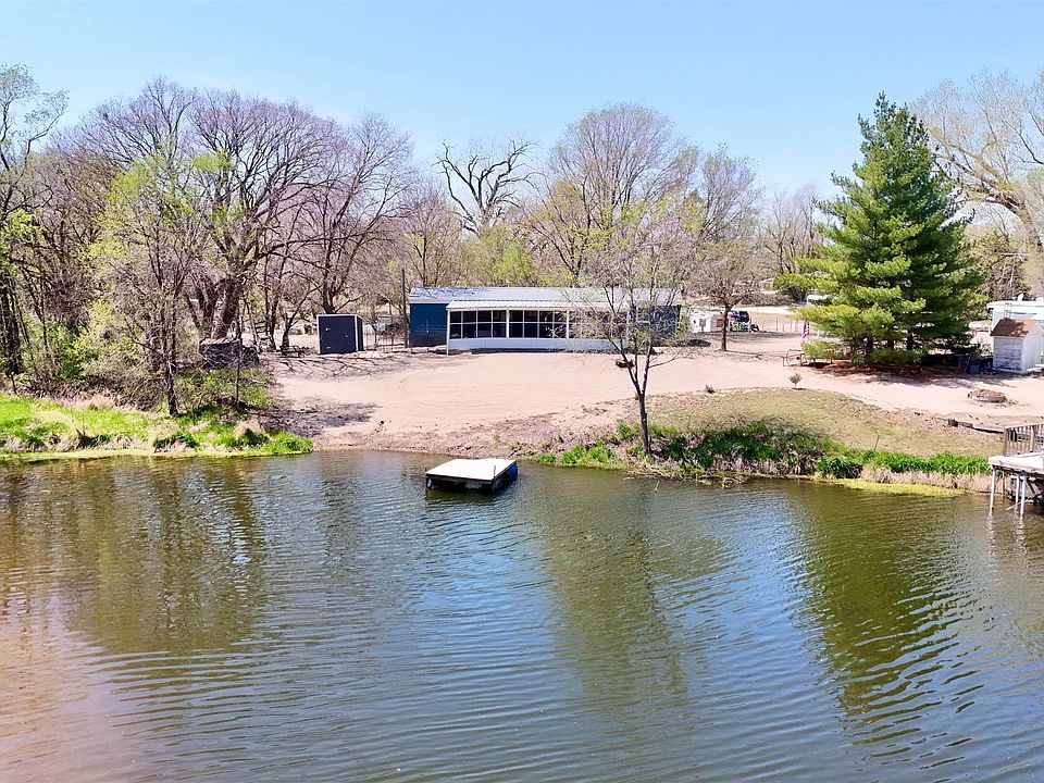 1st image of 29 Ernst Lake St