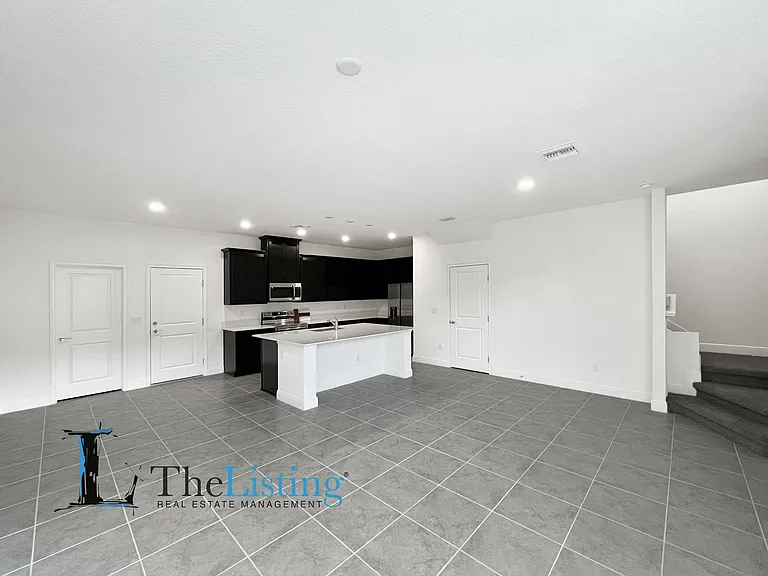3875 Knotty Pine St — Photo 8