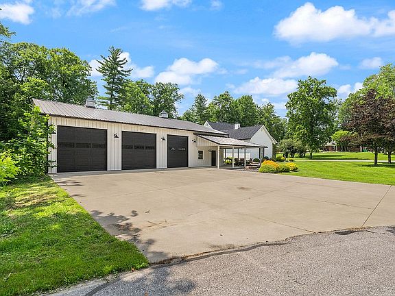 5th image of 6245 Heritage Ct NE