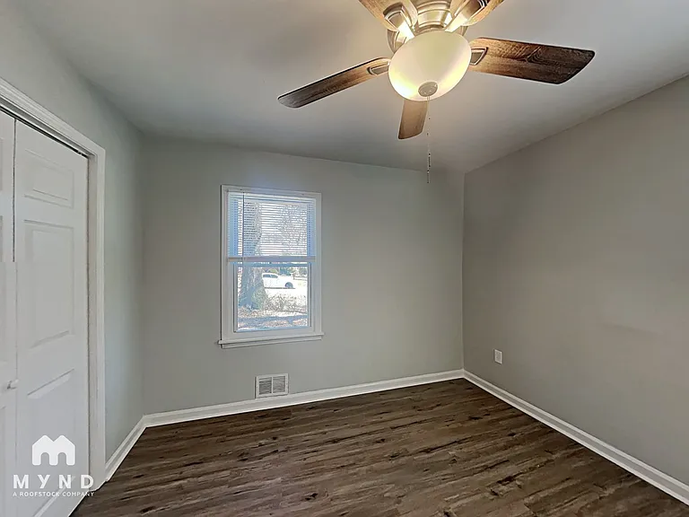6345 Oakview Ln — Photo 8