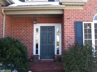 4115 Stonehenge Ln, Winston Salem, NC 27106