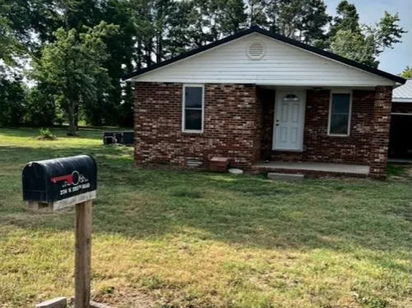 2754 W 220th Rd, Bertrand, MO 63823