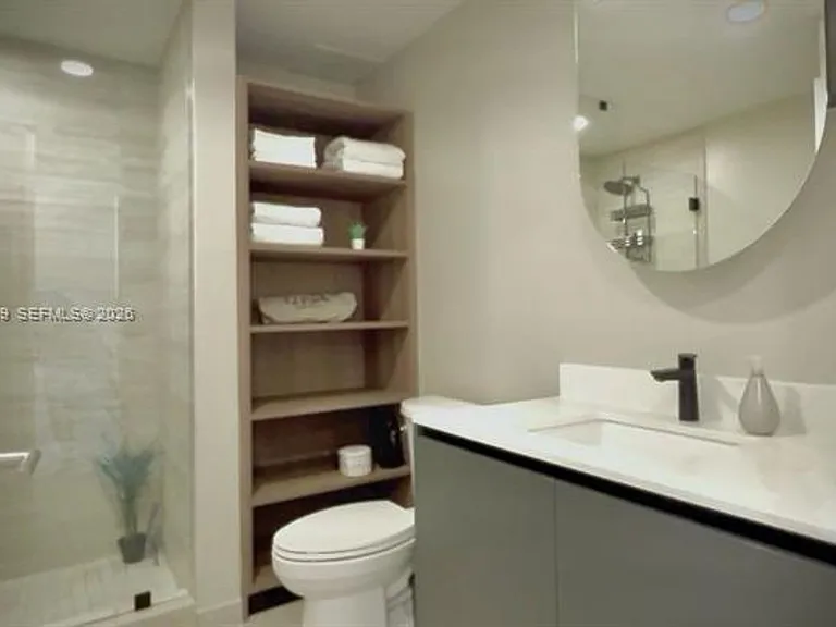 580 72nd St #1111 — Photo 15