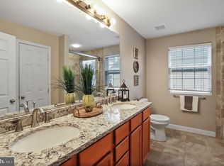 3630 Woodlawn St, Edgewater, MD 21037