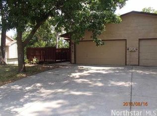 6416 Lancaster Ln N, Maple Grove, MN 55369