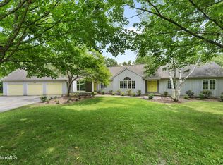 90 Patton Rd, Richmond, MA 01254