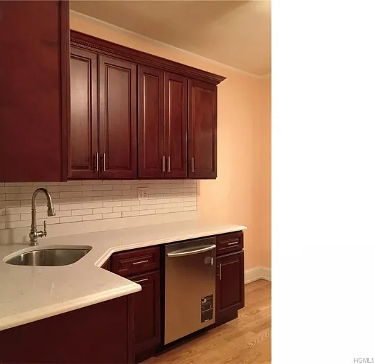 3 bed, $3,900 — Photo 4