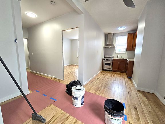 5th image of 27-17 38th Ave #1