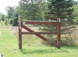 5965 Pine Trl, Lake, MI 48632