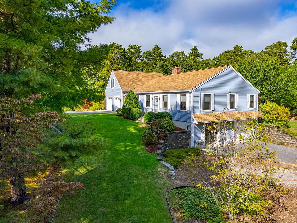 1st image of 10 Aladoe Farm Ln