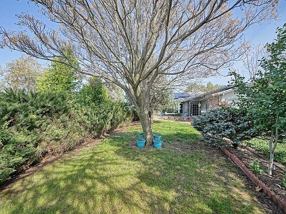 3rd image of 5319 Skycrest Ct