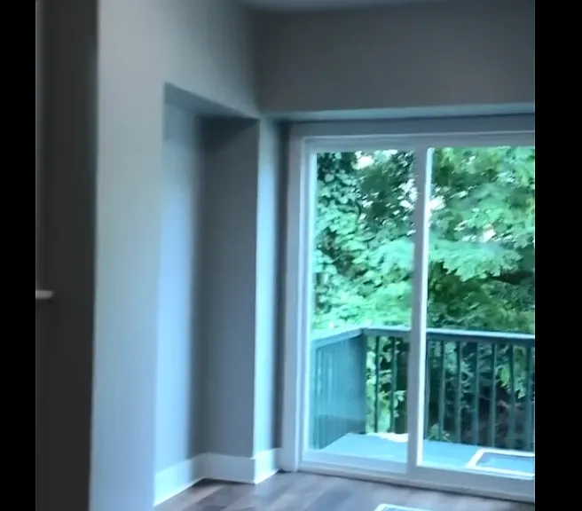1551 Denniston St #1 — Photo 16