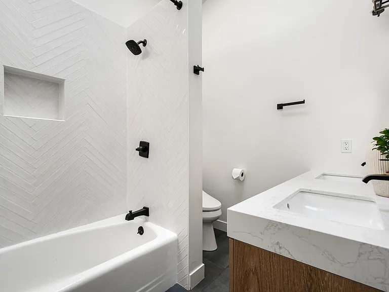 1495 Regatta Rd — Photo 12