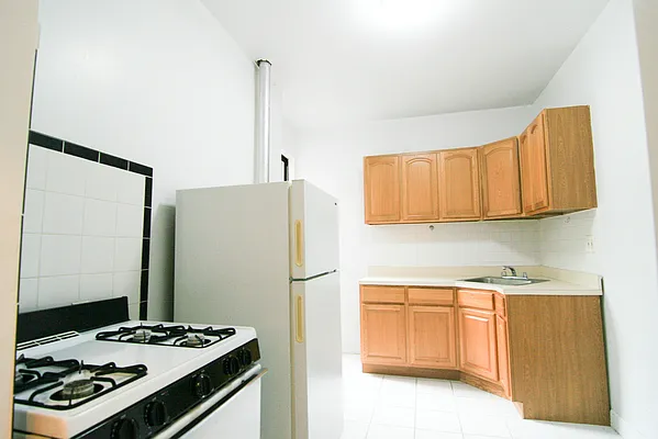 Rented by Horowitz Real Estate | media 2