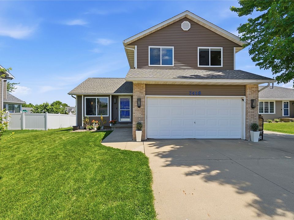 1st image of 7418 Mallard Ct NE
