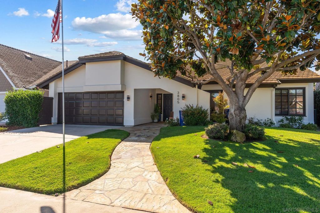 3805 Avenida Feliz photo 1