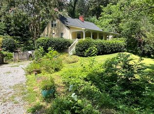 2451 Lyndhurst Ave, Winston Salem, NC 27103
