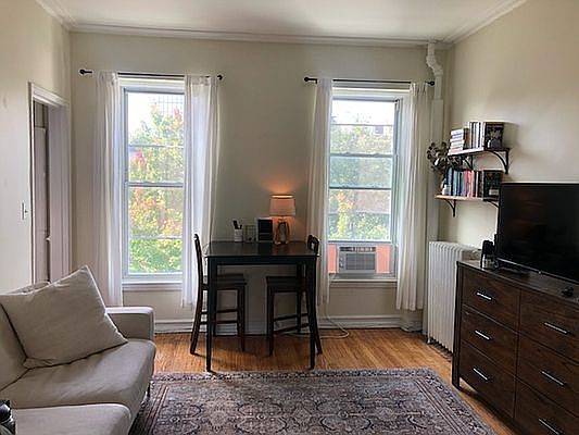 1st image of 44 Garden Pl APT 3B