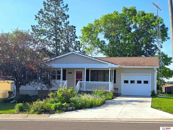 501 Washington St, Clatonia, NE 68328