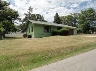190 Arnold Pl, Forsyth, MO 65653