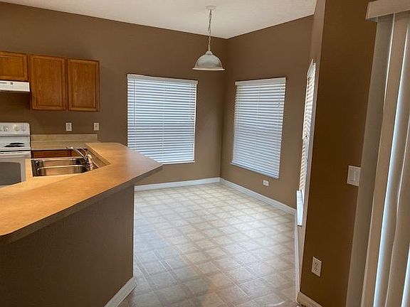 4th image of 1113 Longville Cir
