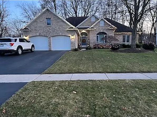 3333 Hemmingway Ln, Lambertville, MI 48144