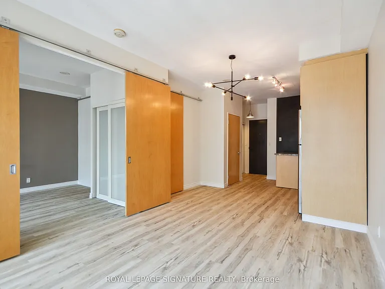 1 Shaw St #602 — Photo 17
