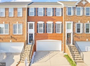 7056 Courtyard Way #1, Haymarket, VA 20169