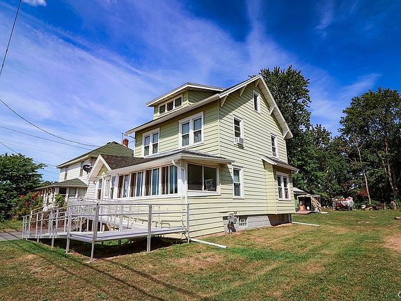 2nd image of 2408 Brewerton Rd