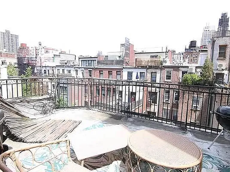 39 W 68th St #PHB — Photo 1