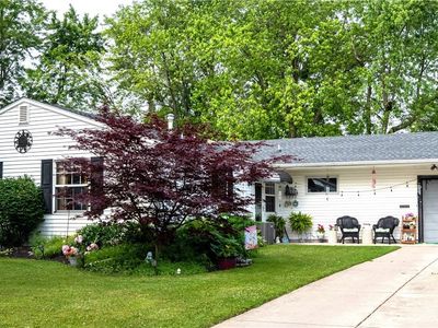 78 Michele Dr, Depew, NY, 14043