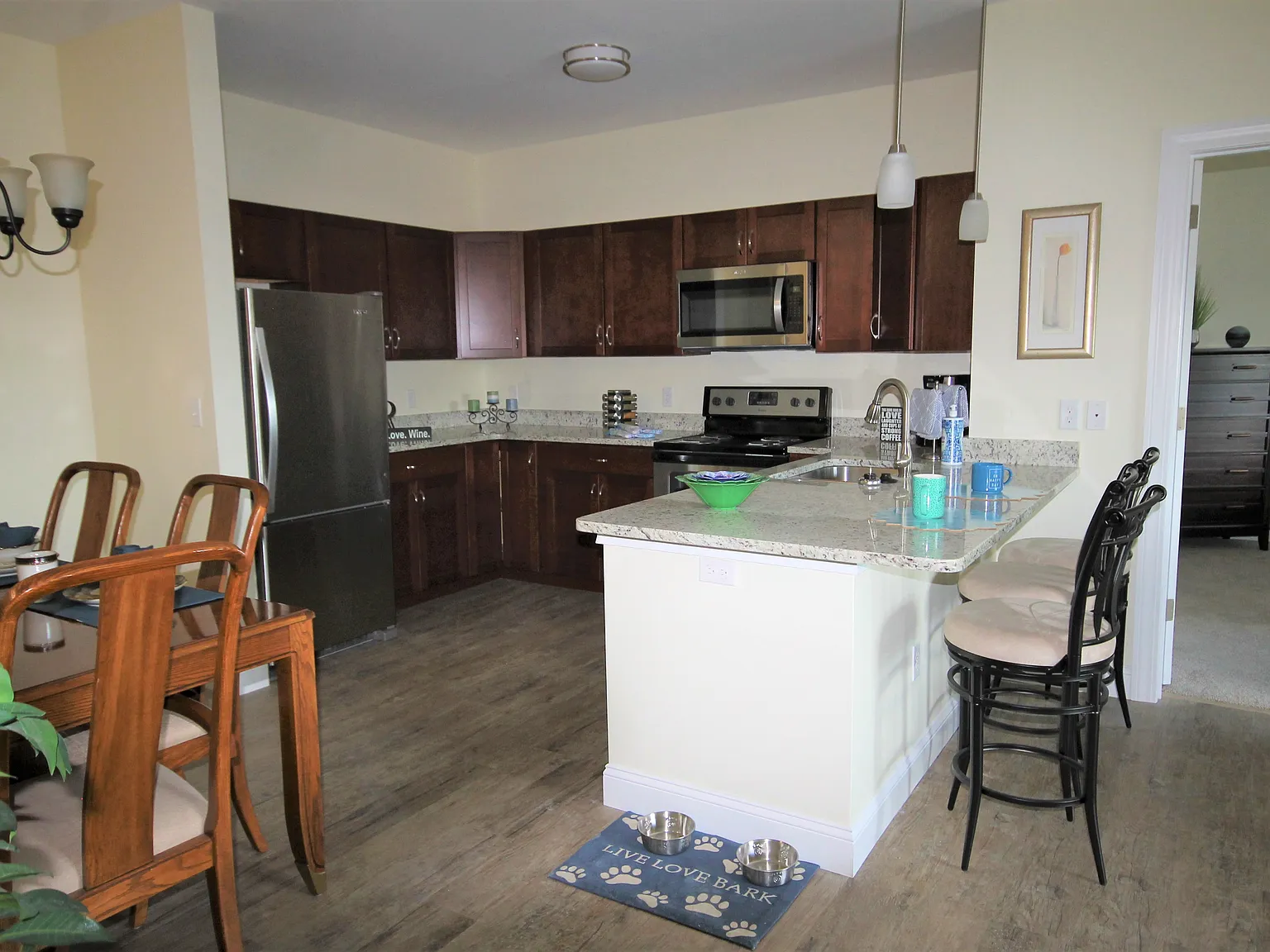 Regency Village — Photo 2