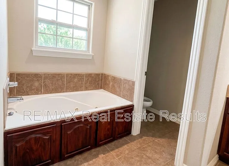 2904 SW Wentworth Ave — Photo 9