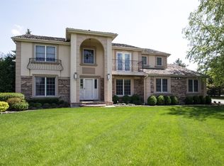 14880 King Ct, Libertyville, IL