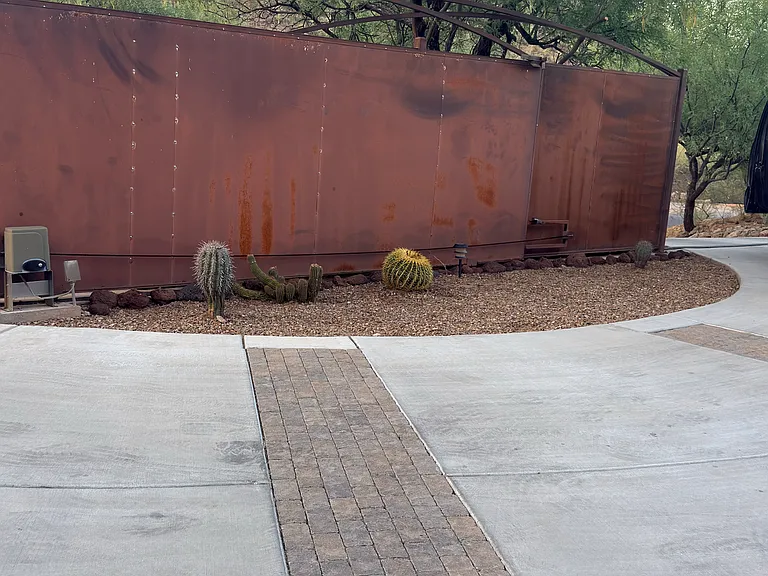2415 W Irvington Pl — Photo 38