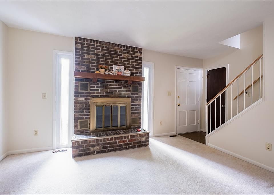 1811 Timbercrest Dr, Columbus, IN 47203 Zillow