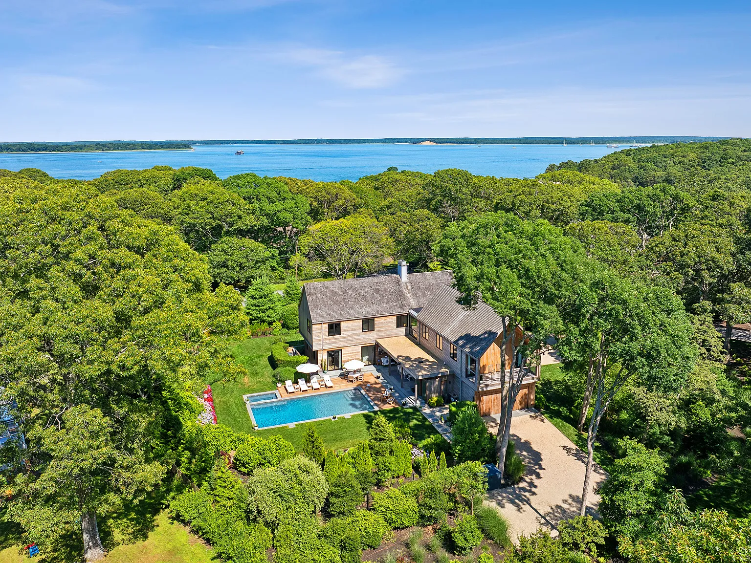 Spectacular North Haven 5 Bedroom — Photo 2