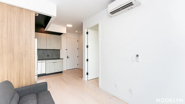 Rented by Nooklyn NYC LLC | media 9