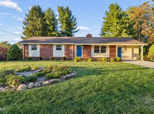 201 Brown Ave, Johnson City, TN 37601