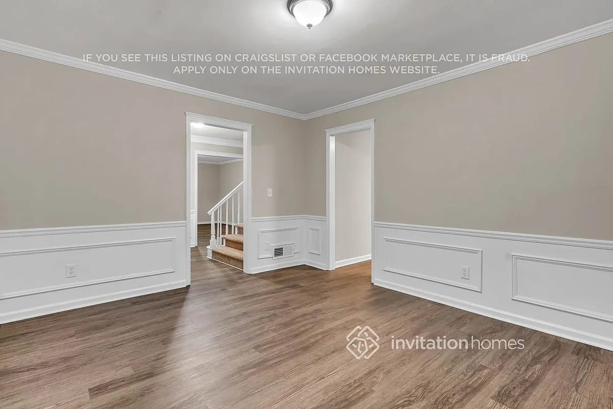 Building Photo - 5031 Golf Link Ct