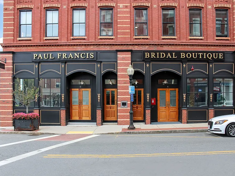 26 Washington Ave — Photo 2