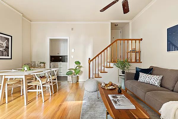 1st image of 247 W 102nd St APT 3